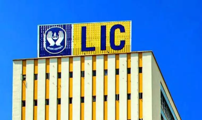 LIC